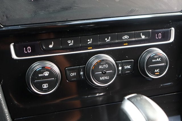 2018 Volkswagen Golf R DCC & Navigation 4Motion