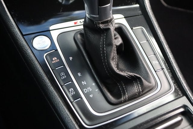 2018 Volkswagen Golf R DCC & Navigation 4Motion