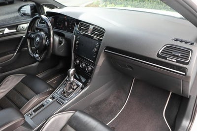 2018 Volkswagen Golf R DCC & Navigation 4Motion