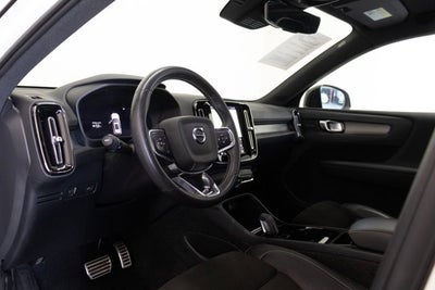 2021 Volvo XC40 P8