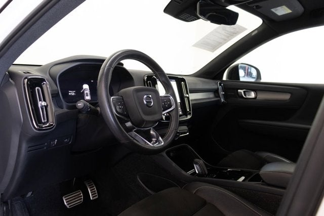 2021 Volvo XC40 P8