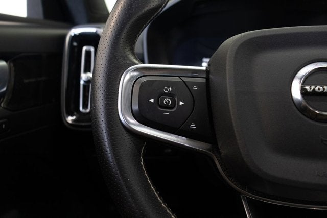 2021 Volvo XC40 P8