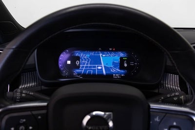 2021 Volvo XC40 P8