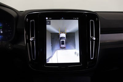 2021 Volvo XC40 P8