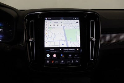 2021 Volvo XC40 P8
