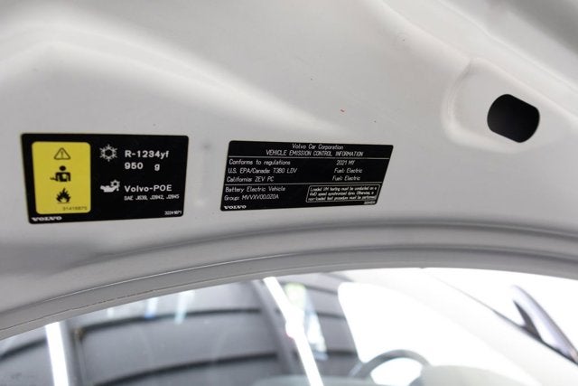 2021 Volvo XC40 P8