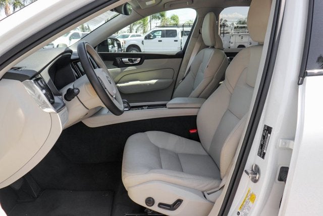 2024 Volvo XC60 B5 Core