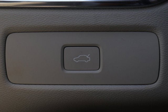 2024 Volvo XC60 B5 Core