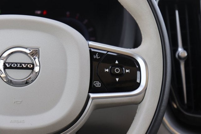 2024 Volvo XC60 B5 Core