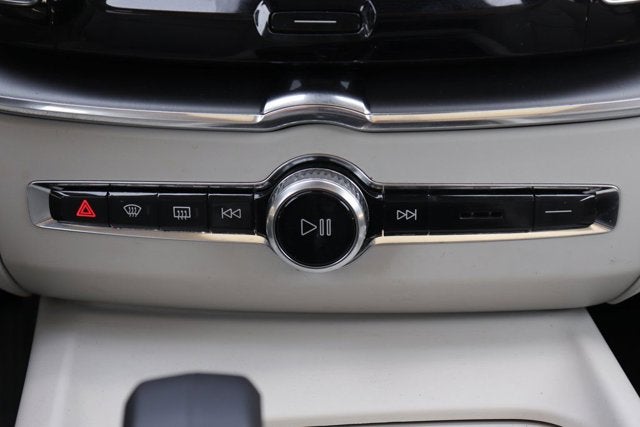 2024 Volvo XC60 B5 Core