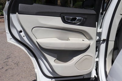 2024 Volvo XC60 B5 Core