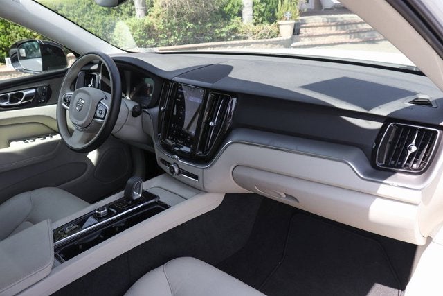 2024 Volvo XC60 B5 Core