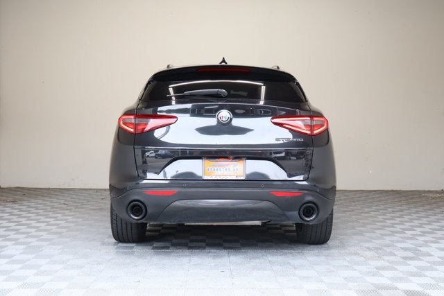 2020 Alfa Romeo Stelvio Base