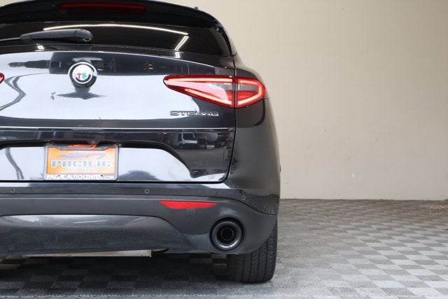 2020 Alfa Romeo Stelvio Base