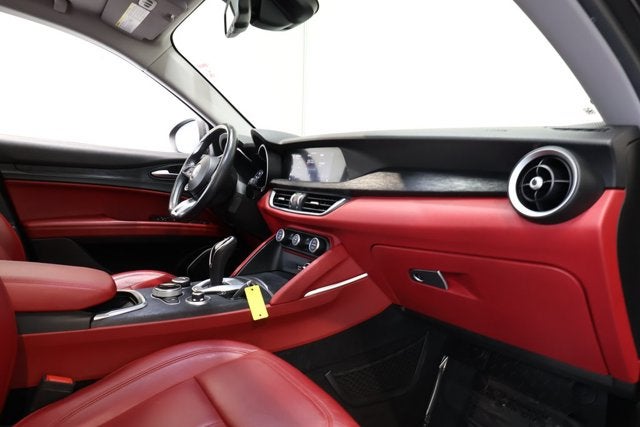2020 Alfa Romeo Stelvio Base