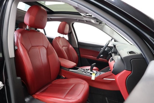 2020 Alfa Romeo Stelvio Base